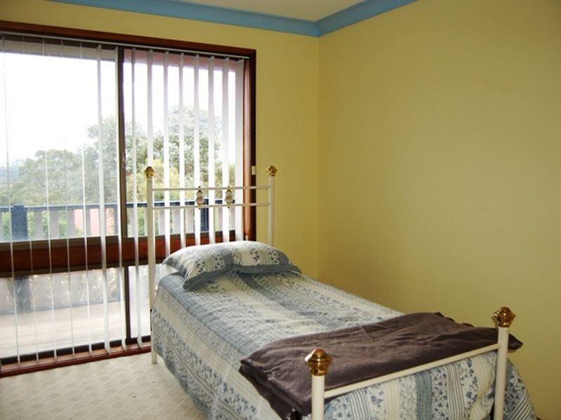 10 McBrien Drive, Kiama Downs NSW 2533