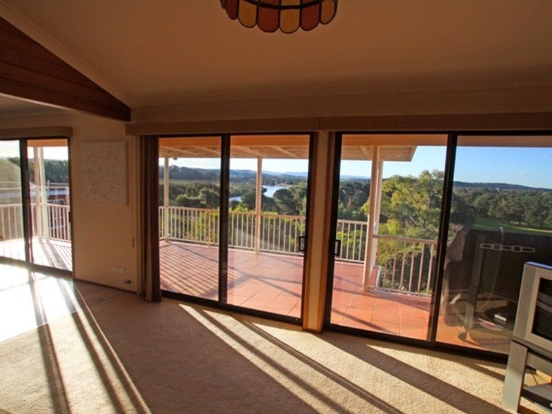 38 Golfers Parade, Kiama Downs NSW 2533