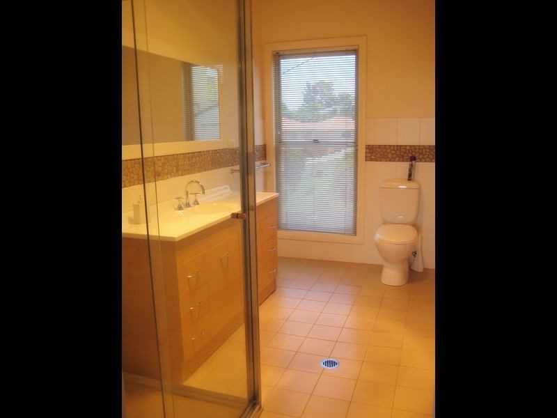 8 Lockett Place, Kiama NSW 2533