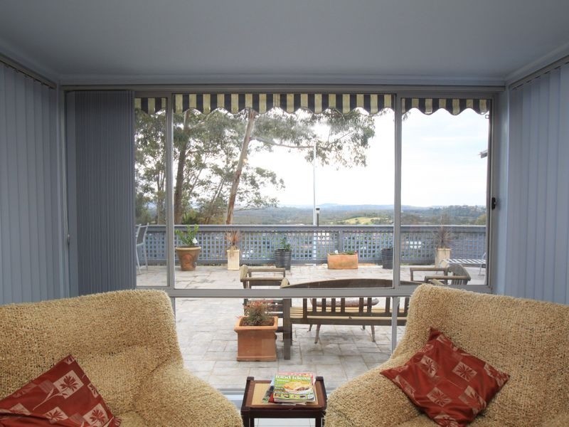 17 Michael Crescent, Kiama Downs NSW 2533