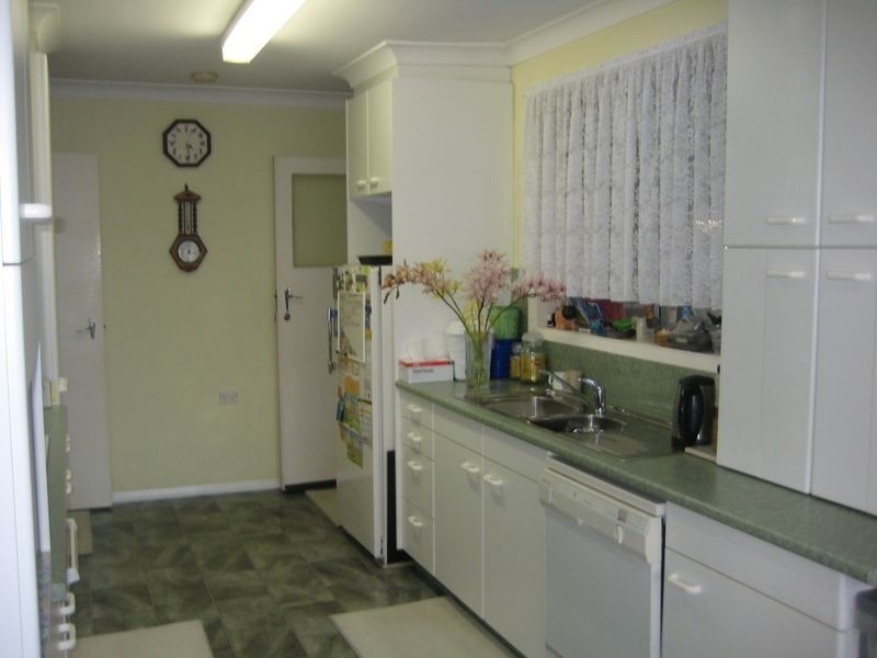 112 Riverside Drive, Kiama Downs NSW 2533