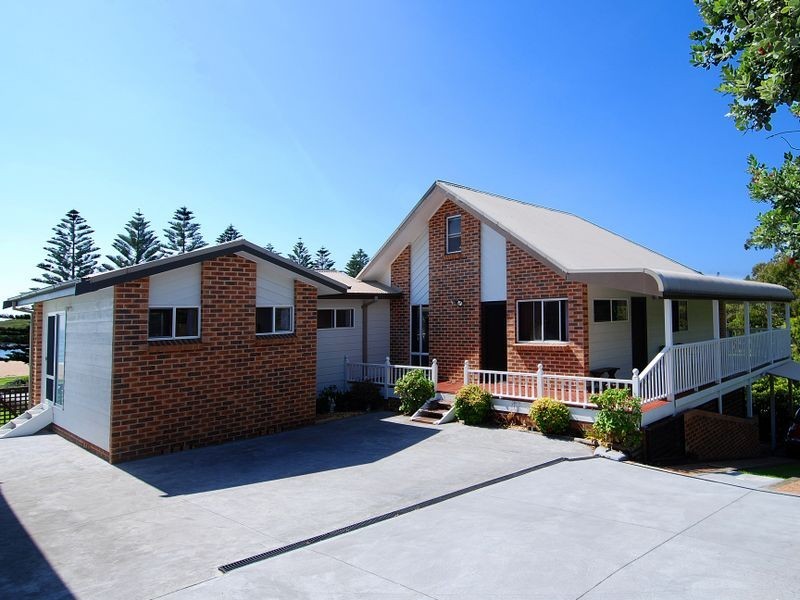 2/1 Chapman Street, Kiama NSW 2533