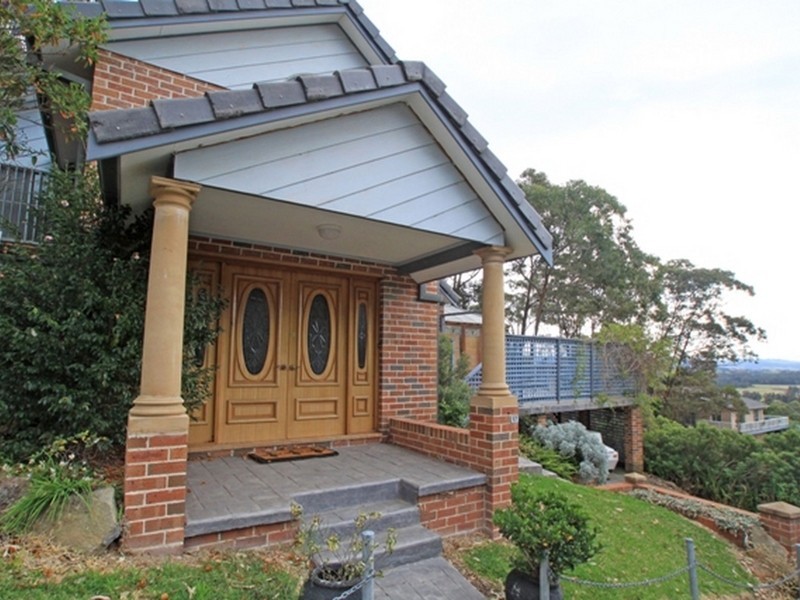 17 Michael Crescent, Kiama Downs NSW 2533