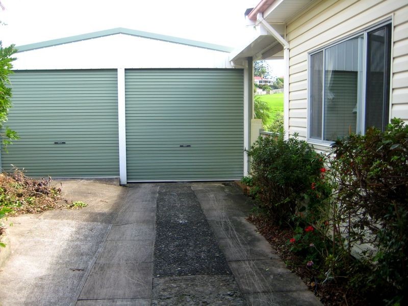 37 Flinders Avenue, Kiama Downs NSW 2533