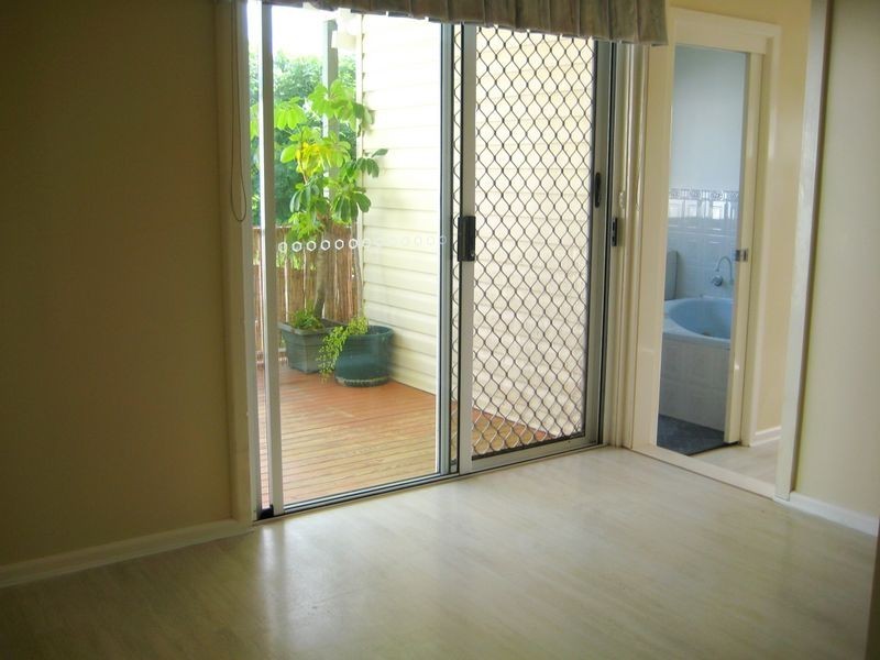 37 Flinders Avenue, Kiama Downs NSW 2533