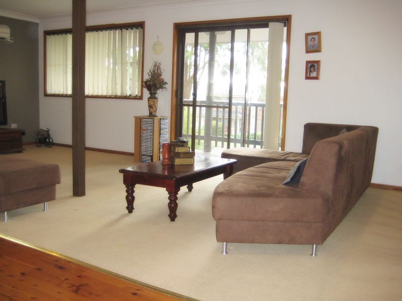 13 Meehan Drive, Kiama Downs NSW 2533