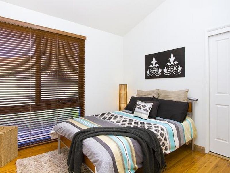11 Thrower Avenue, Mount Warrigal NSW 2528