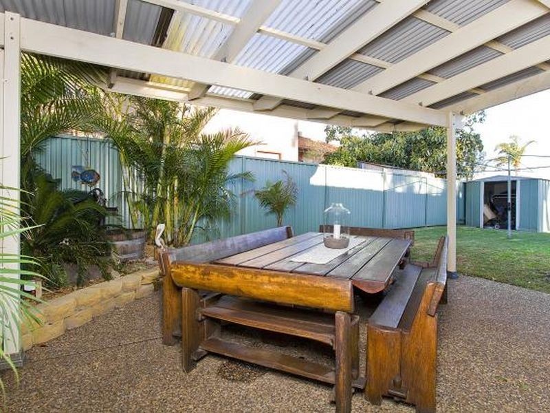 11 Thrower Avenue, Mount Warrigal NSW 2528