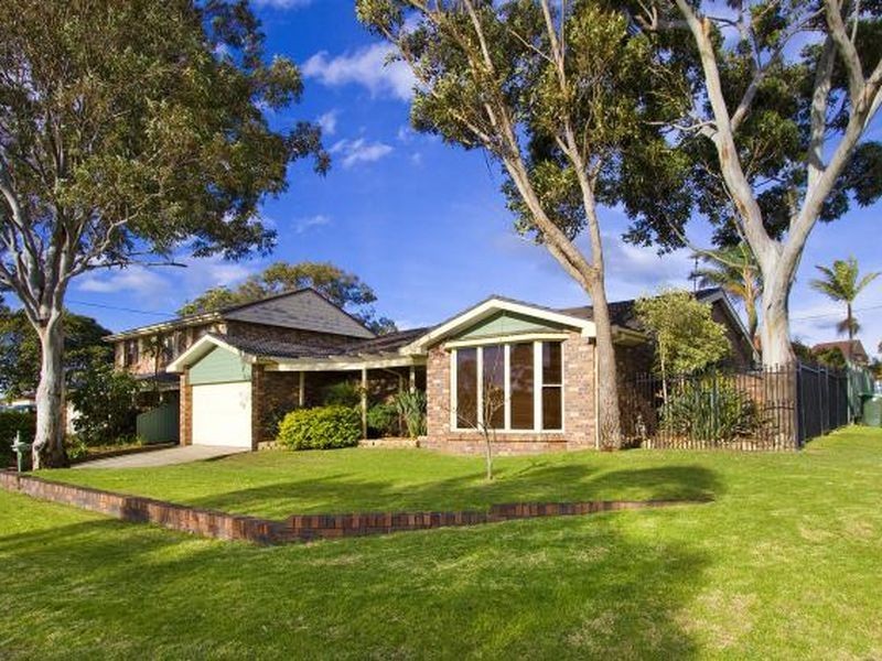 11 Thrower Avenue, Mount Warrigal NSW 2528