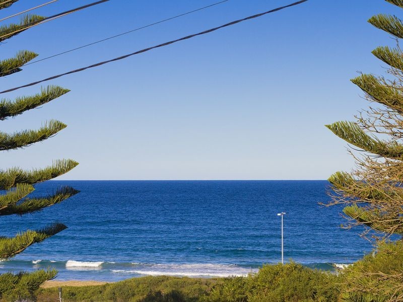 14 Hutchinson Street, Bombo NSW 2533