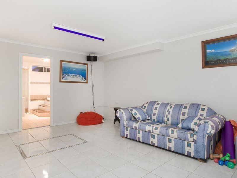 14 Hutchinson Street, Bombo NSW 2533