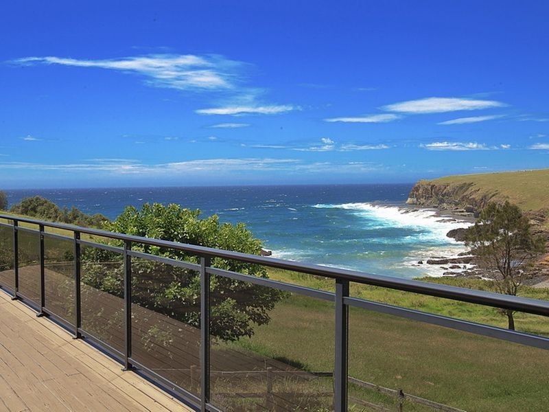8 Elanora Road, Bombo NSW 2533