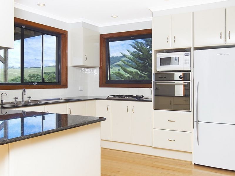 8 Elanora Road, Bombo NSW 2533