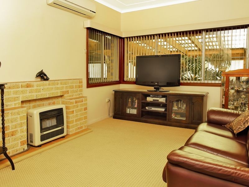 25 Sturdee Street, Towradgi NSW 2518