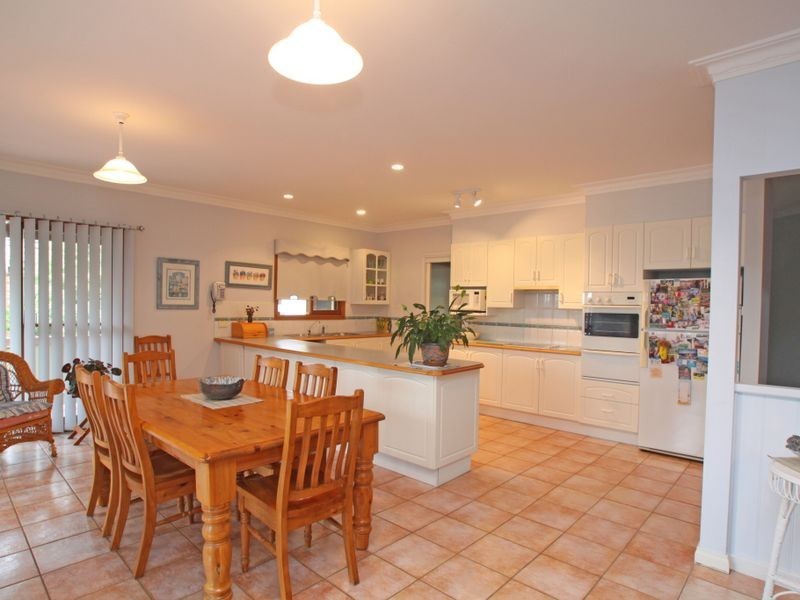 8 Whitton Place, Kiama NSW 2533