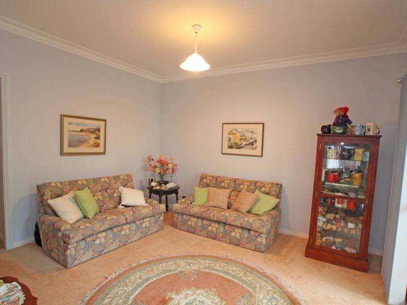 8 Whitton Place, Kiama NSW 2533