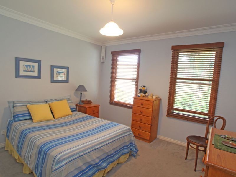 8 Whitton Place, Kiama NSW 2533