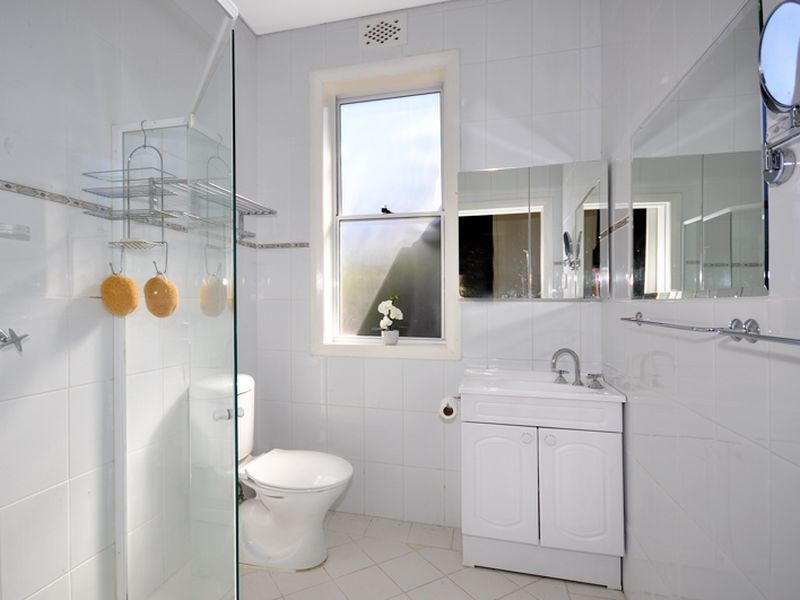 10 Hollywood Crescent, Willoughby NSW 2068