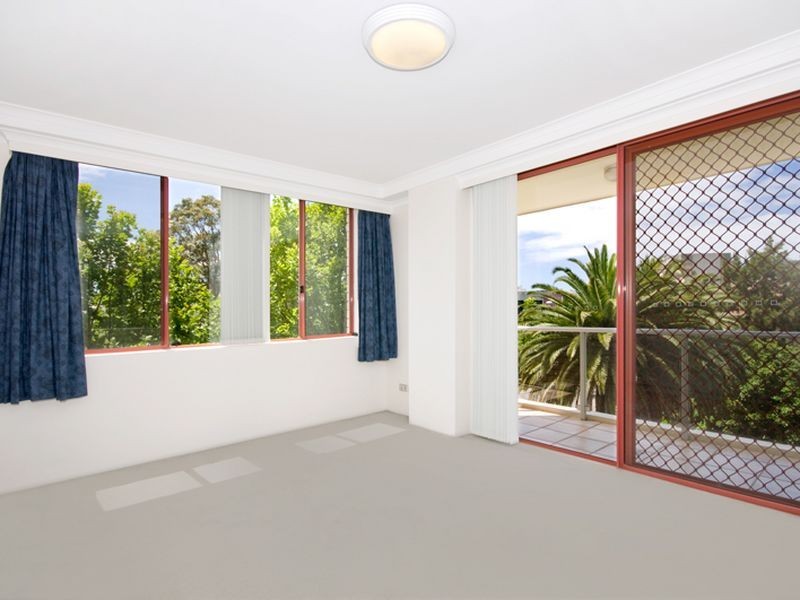 32/41 Rocklands Road, Wollstonecraft NSW 2065