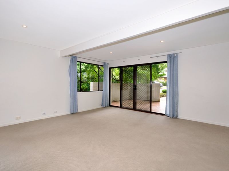 18 Forest Glen Crescent, Belrose NSW 2085