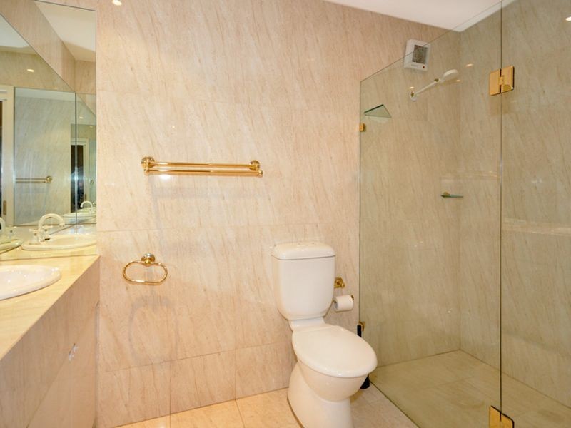 18 Forest Glen Crescent, Belrose NSW 2085