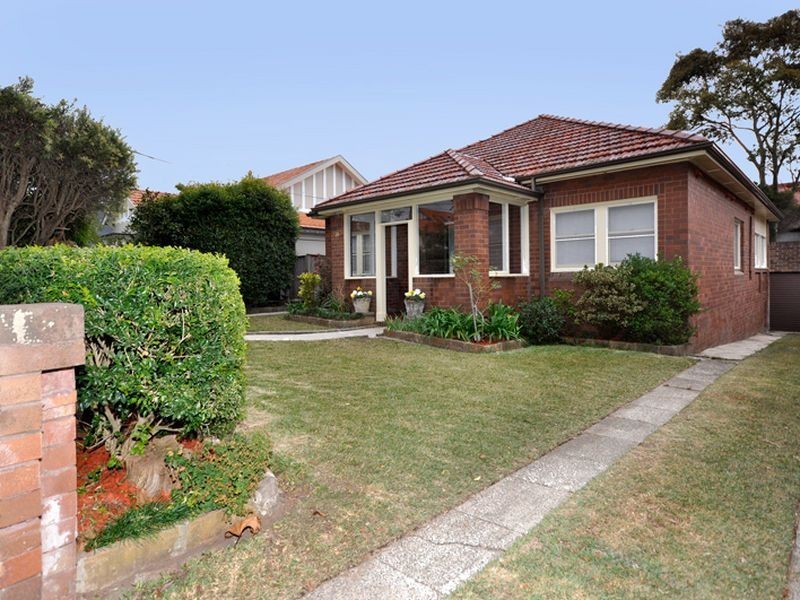 35 Robert Street, Willoughby NSW 2068