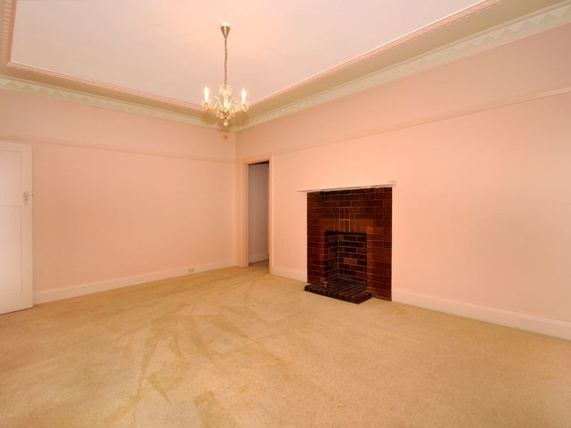 35 Robert Street, Willoughby NSW 2068