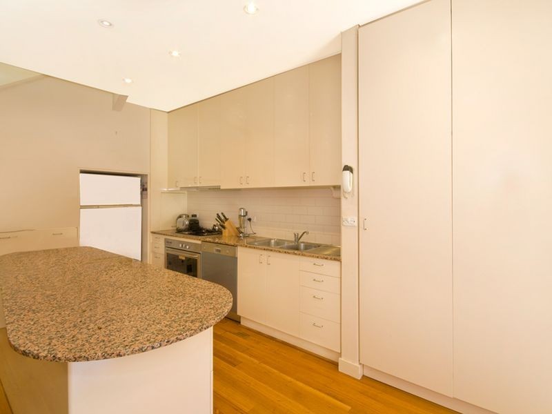 33 Robert Street, Willoughby NSW 2068