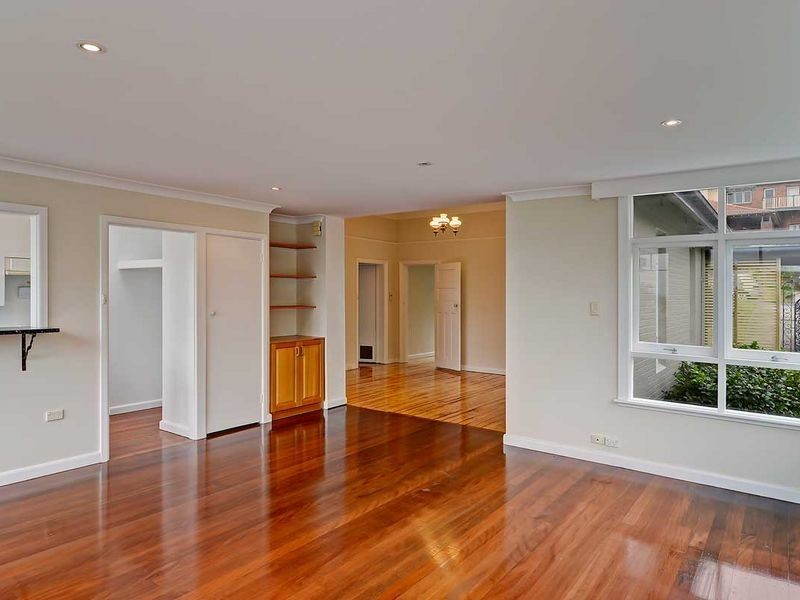 50 Kingslangley Road, Greenwich NSW 2065