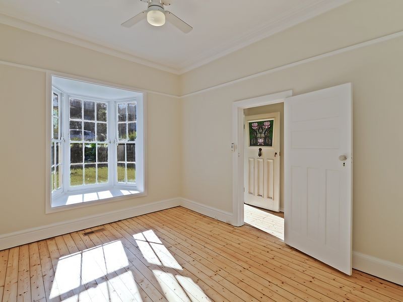 50 Kingslangley Road, Greenwich NSW 2065