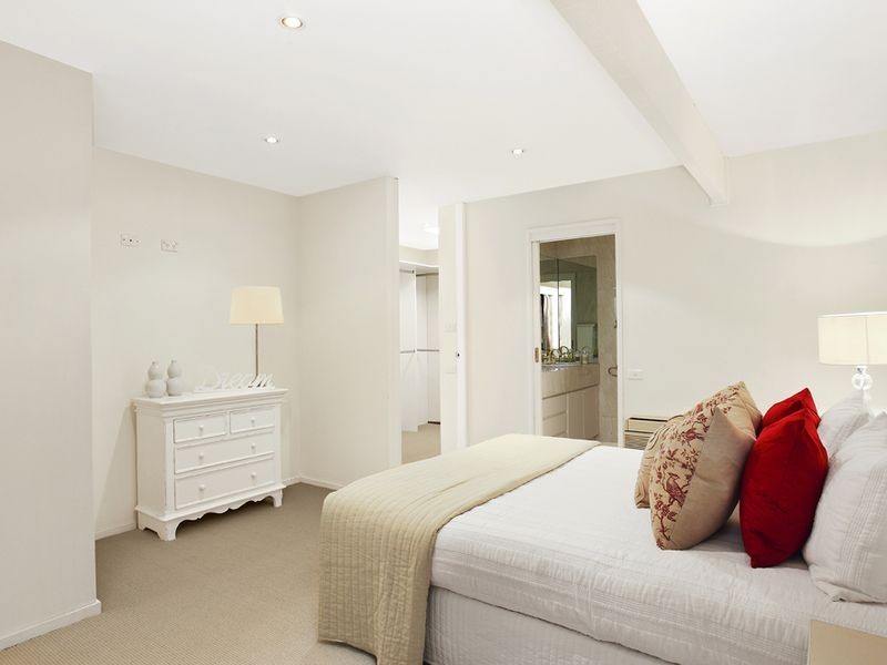 18 Forest Glen Crescent, Belrose NSW 2085