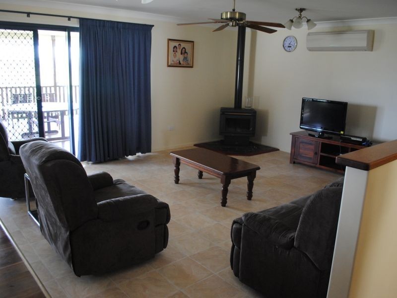 5 Charlie Doy Place, Warwick QLD 4370