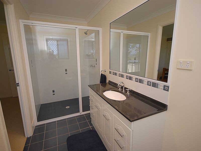 5 Charlie Doy Place, Warwick QLD 4370