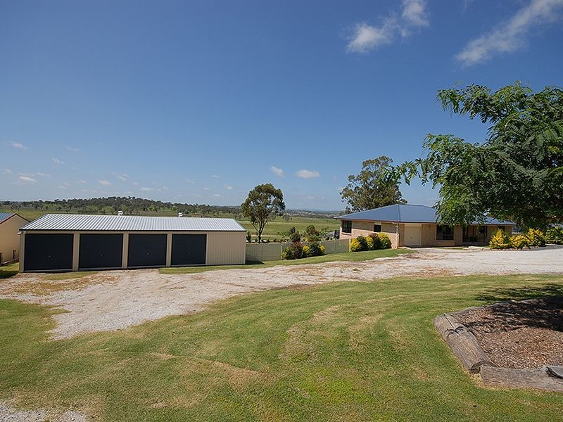 5 Charlie Doy Place, Warwick QLD 4370
