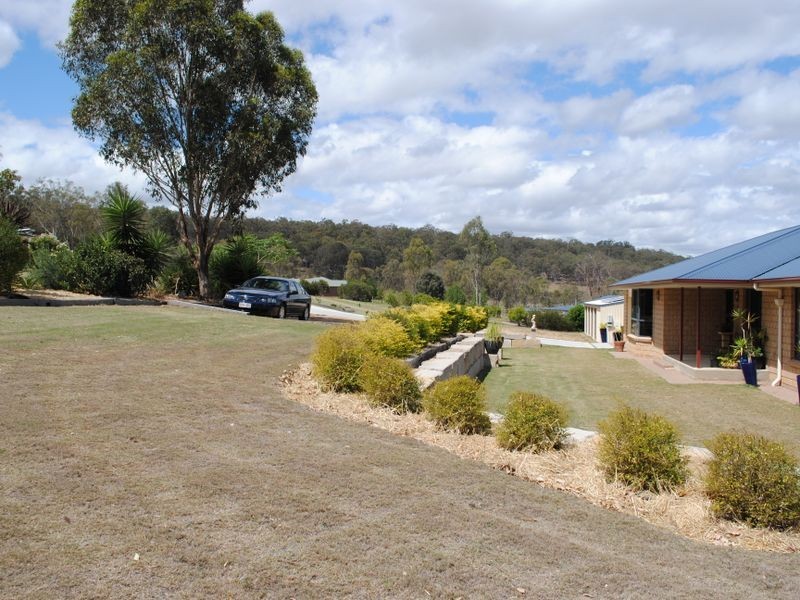 5 Charlie Doy Place, Warwick QLD 4370