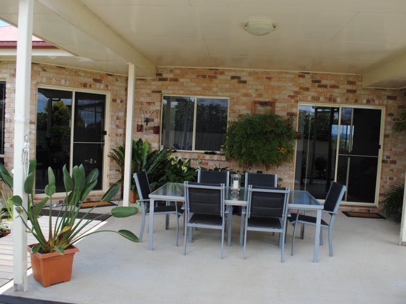 8 Tea Tree Rise, Warwick QLD 4370