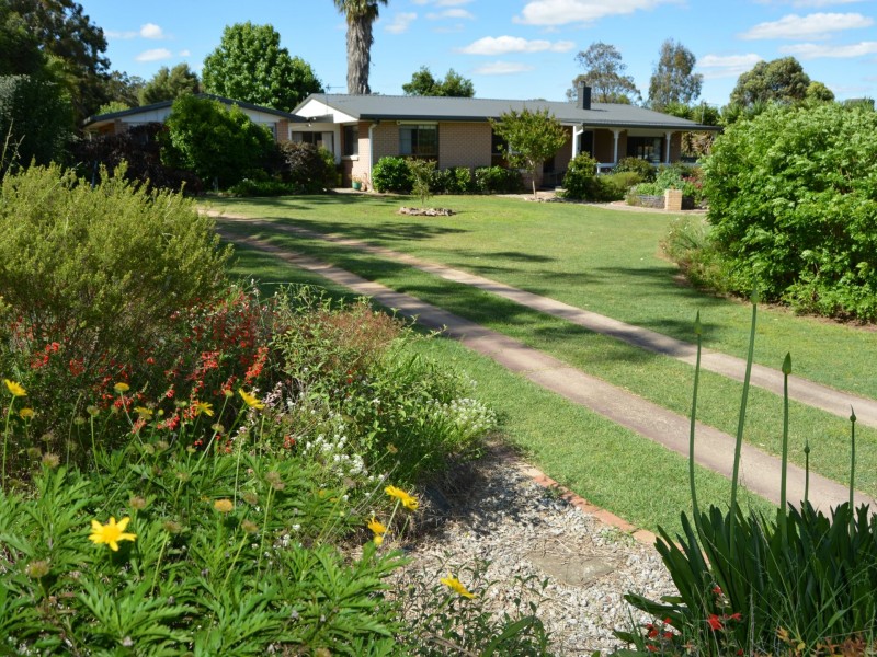 61 Baguley Street, Warwick QLD 4370