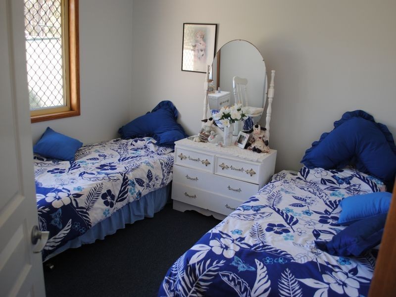 42 Law Road, Warwick QLD 4370