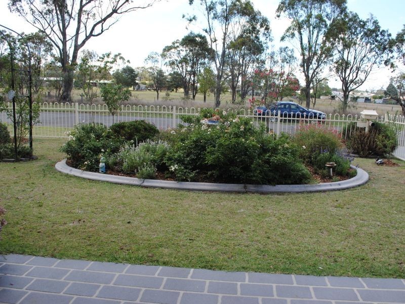 42 Law Road, Warwick QLD 4370