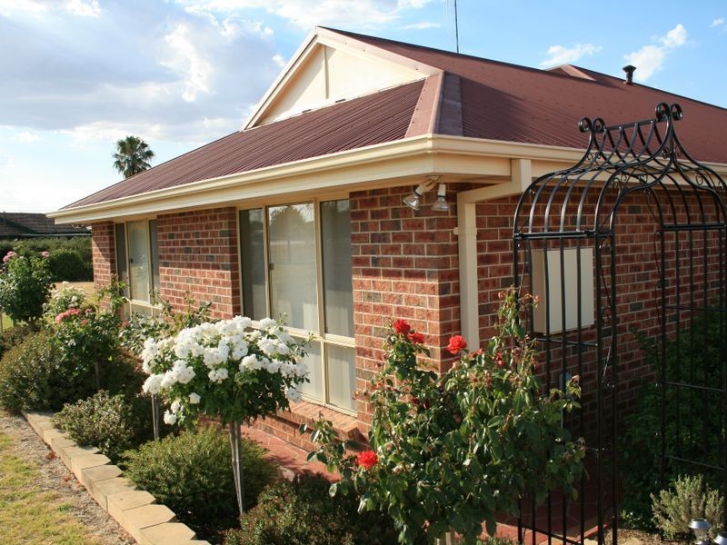 57a South Street, Molong NSW 2866