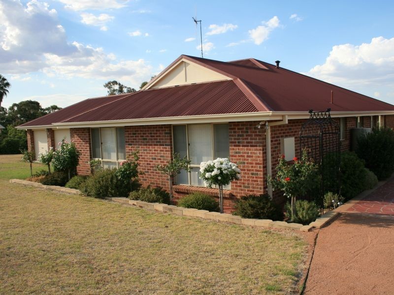 57a South Street, Molong NSW 2866
