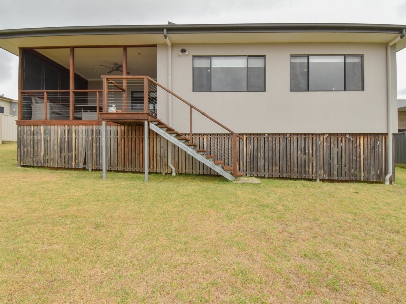 14 Lookout Place, Rosenthal Heights QLD 4370