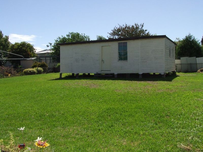 6 Wattle Ave, Warwick QLD 4370
