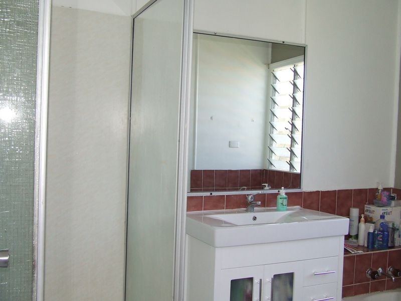 6 Wattle Ave, Warwick QLD 4370