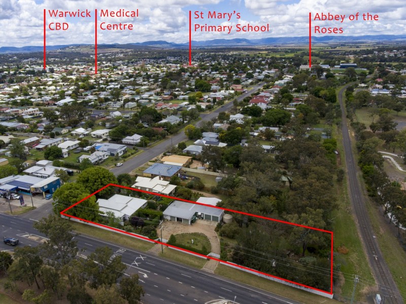 54 Locke Street, Warwick QLD 4370