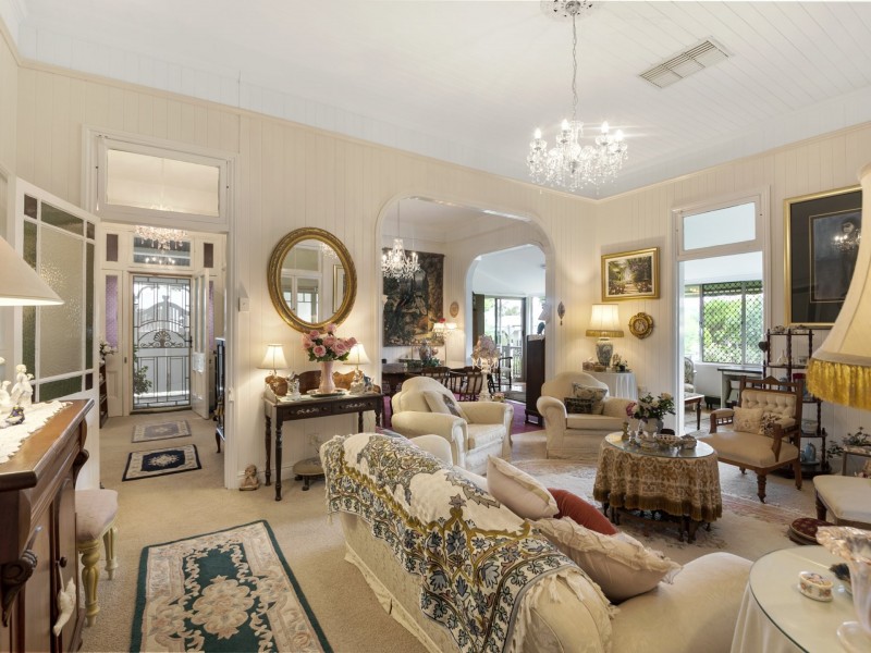 54 Locke Street, Warwick QLD 4370
