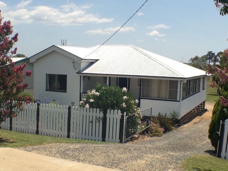 15 Palm St, Killarney QLD 4373