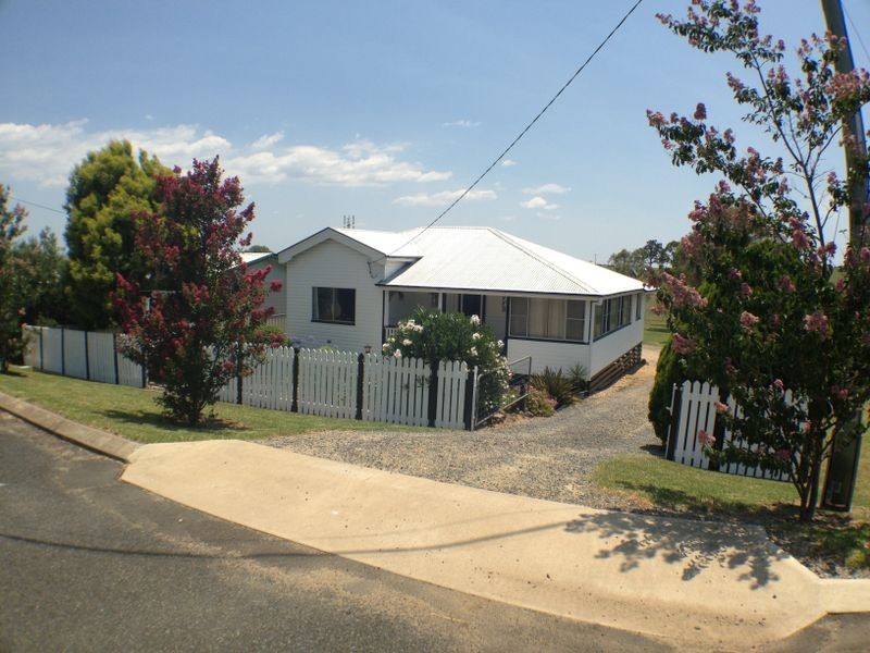 15 Palm St, Killarney QLD 4373