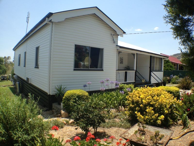 15 Palm St, Killarney QLD 4373