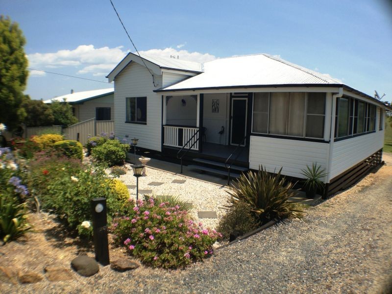 15 Palm St, Killarney QLD 4373